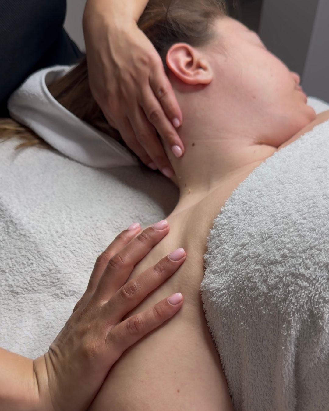OPTION : Massage buste, nuque, visage, crâne image